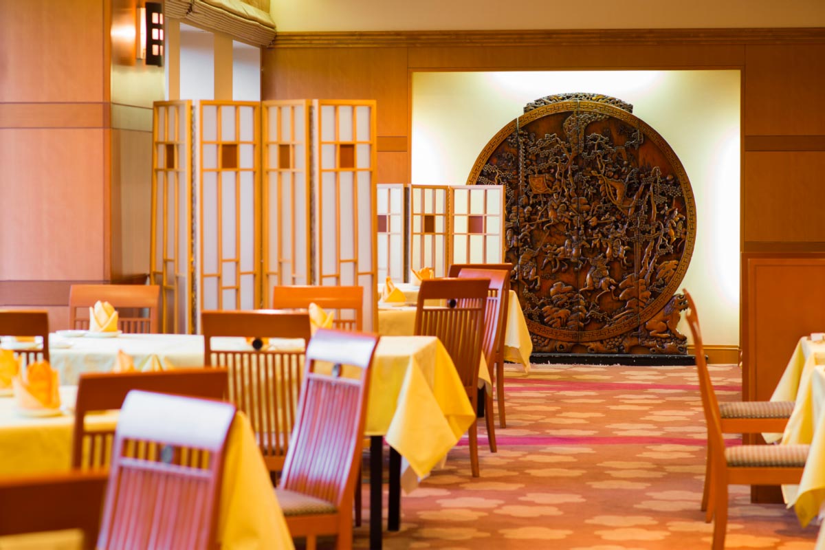 札幌公園飯店特有的款待料理，使用了豐富的山脈和海鮮。
